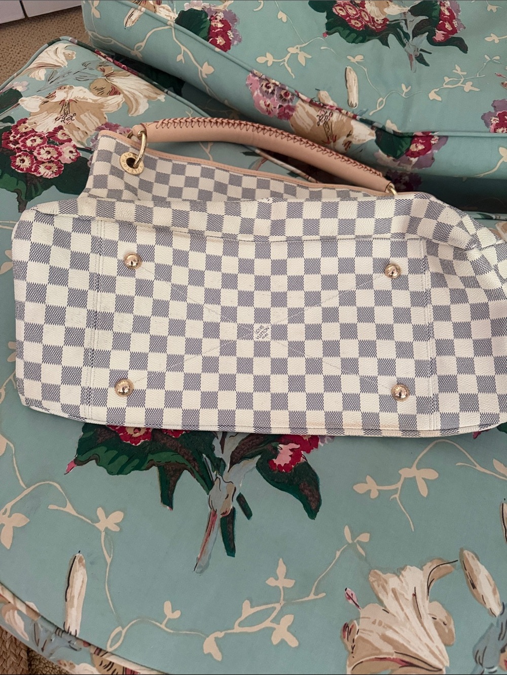 💕💕Checked purse 💕💕 - Picture 2 of 4